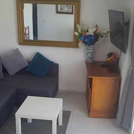 Acuario Shared Flat Piso Compartido Est Partage الشقة مشتركة Kwatera prywatna